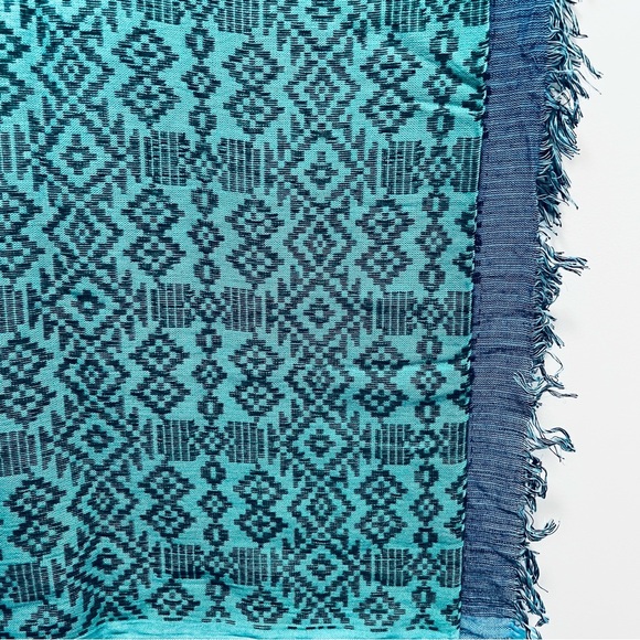 Pashmina Style Scarf/Wrap Blue and Green EUC - Picture 8 of 12